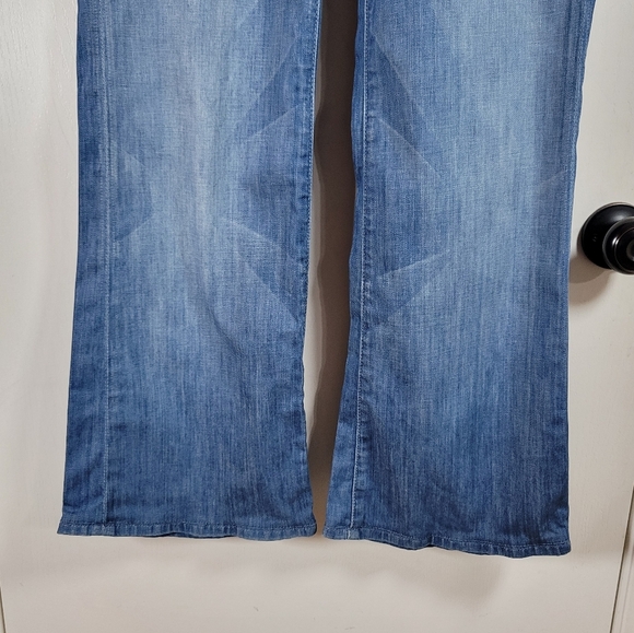7 For All Mankind Dojo Jeans Women's Size 30 Classic Medium Wash Wide Leg Denim - Picture 2 of 9